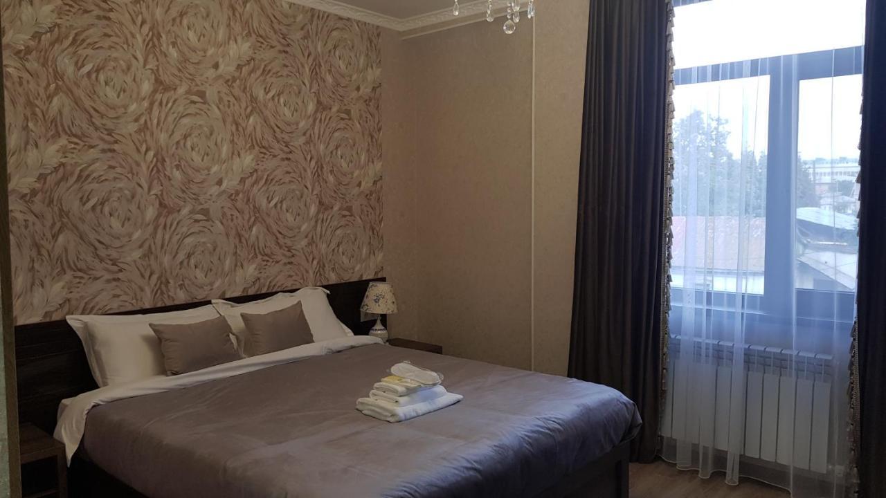 Nomad Hotel Bishkek Halal 외부 사진